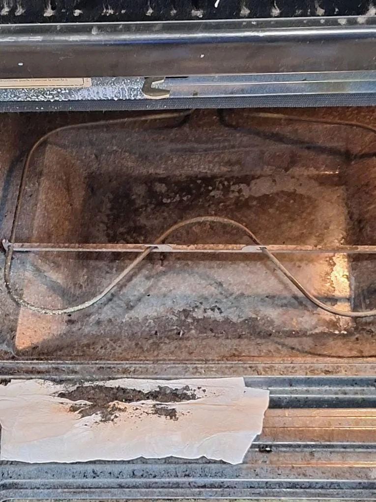 Oven cleaning before cleaning